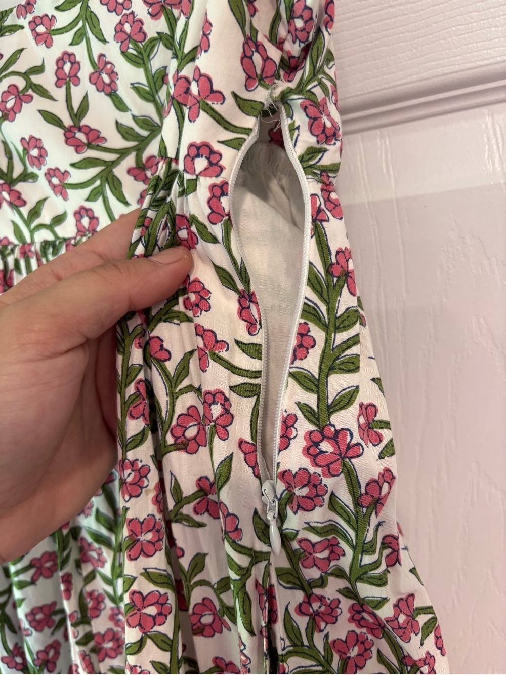 EDDY floral and fringe dress size XS, zipper needs repair - Picture 3 of 9